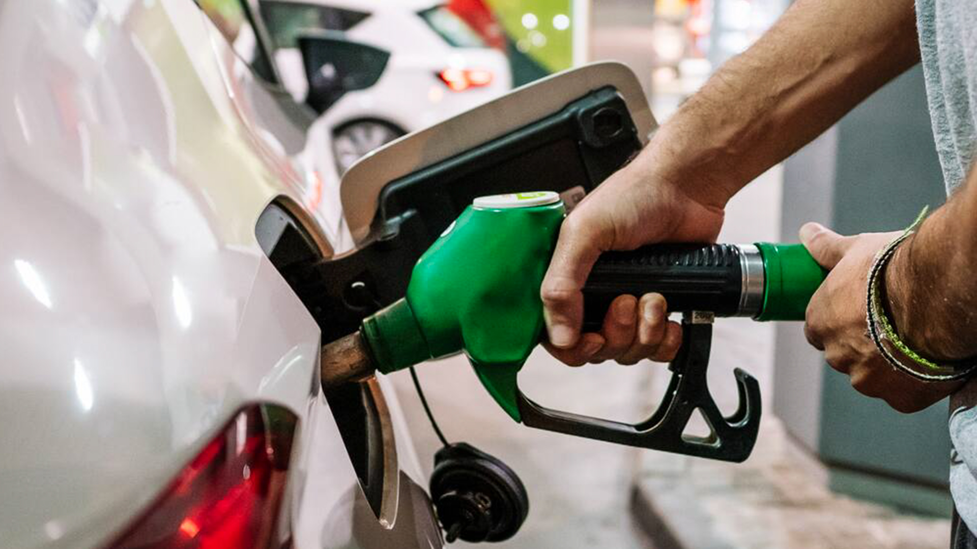 ENAP anuncia fuerte baja en el diésel y estabilidad en los precios de ...